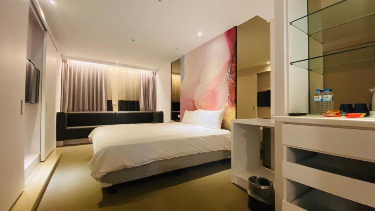 Artinn藝築文旅-台北站前館 Taipei Luaran gambar